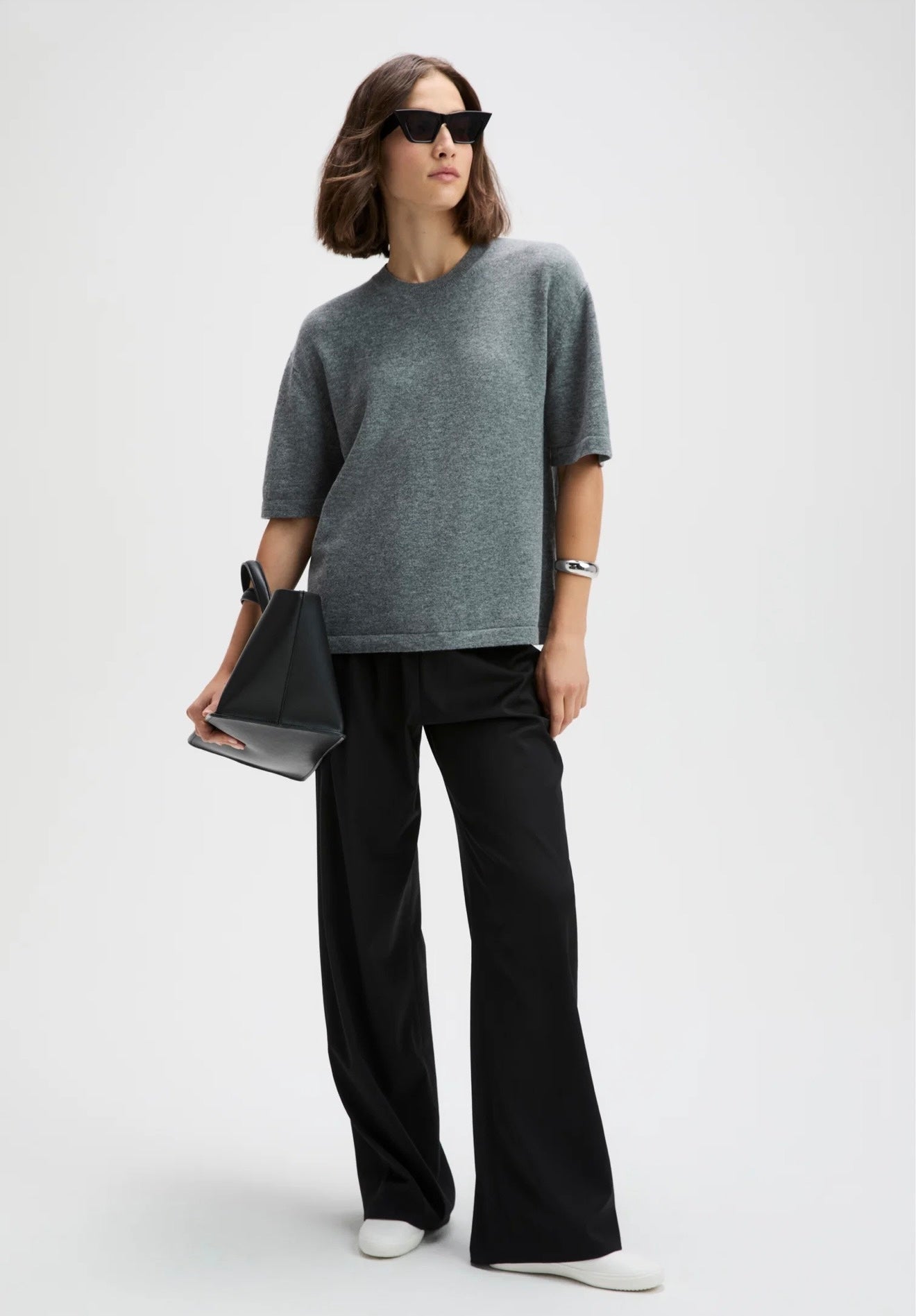 The Cashmere Oversized Tee 2