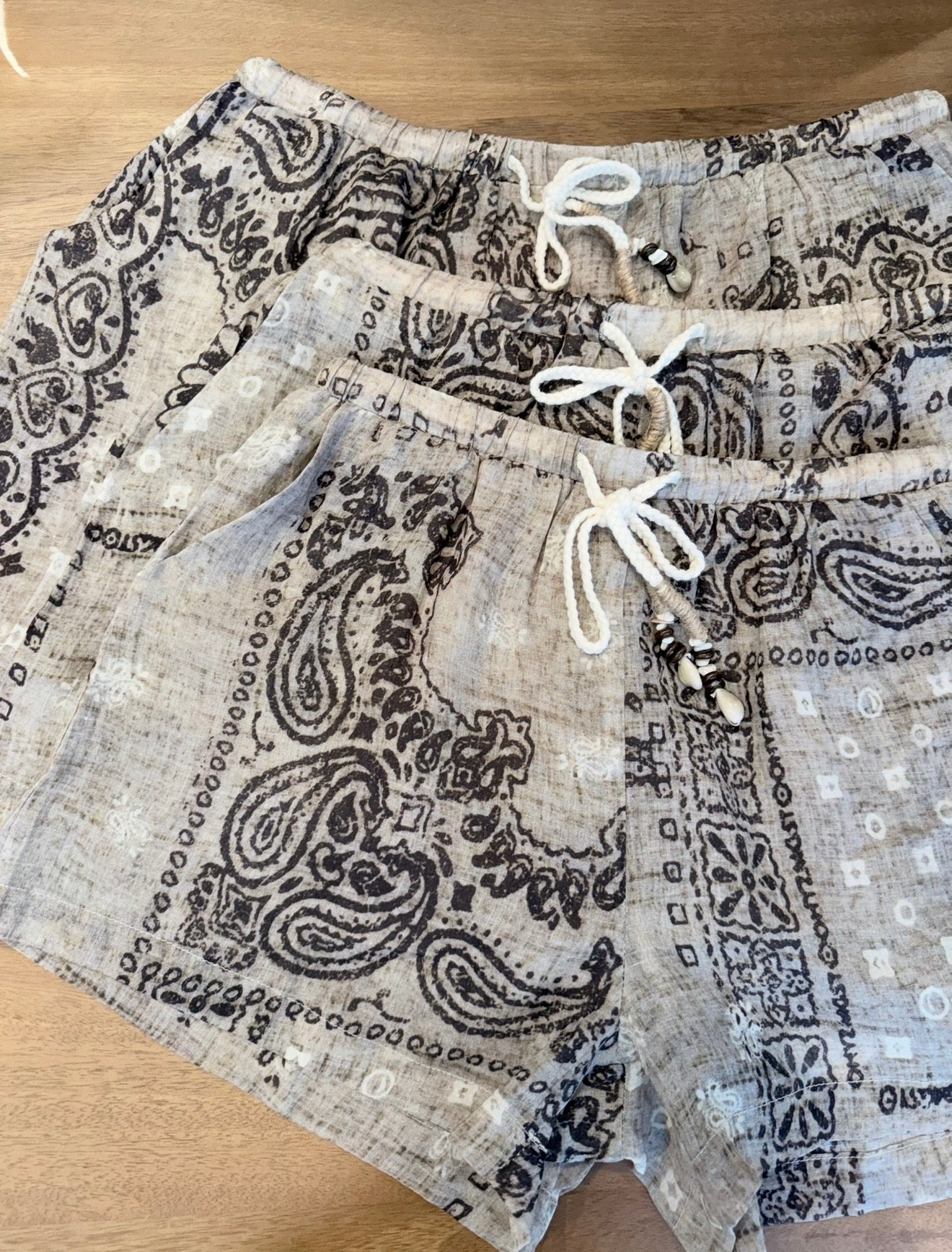 Scarf Print Shorts 1