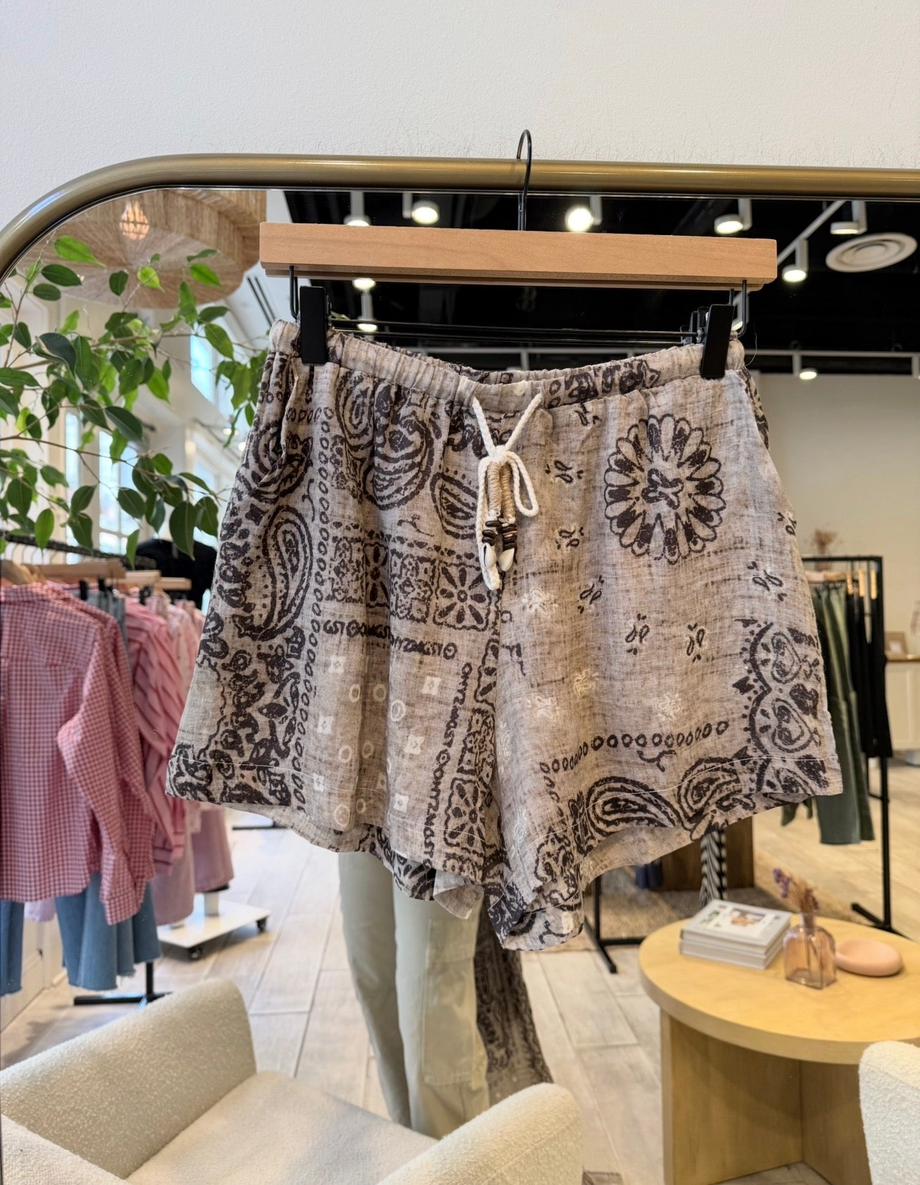 Scarf Print Shorts 3