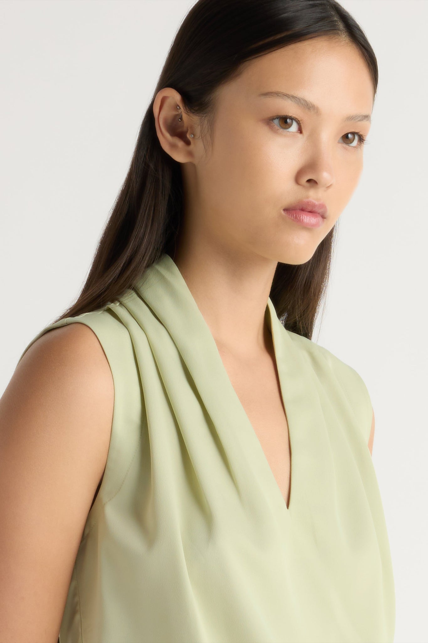 Jae V-Neck Sleeveless Blouse 4
