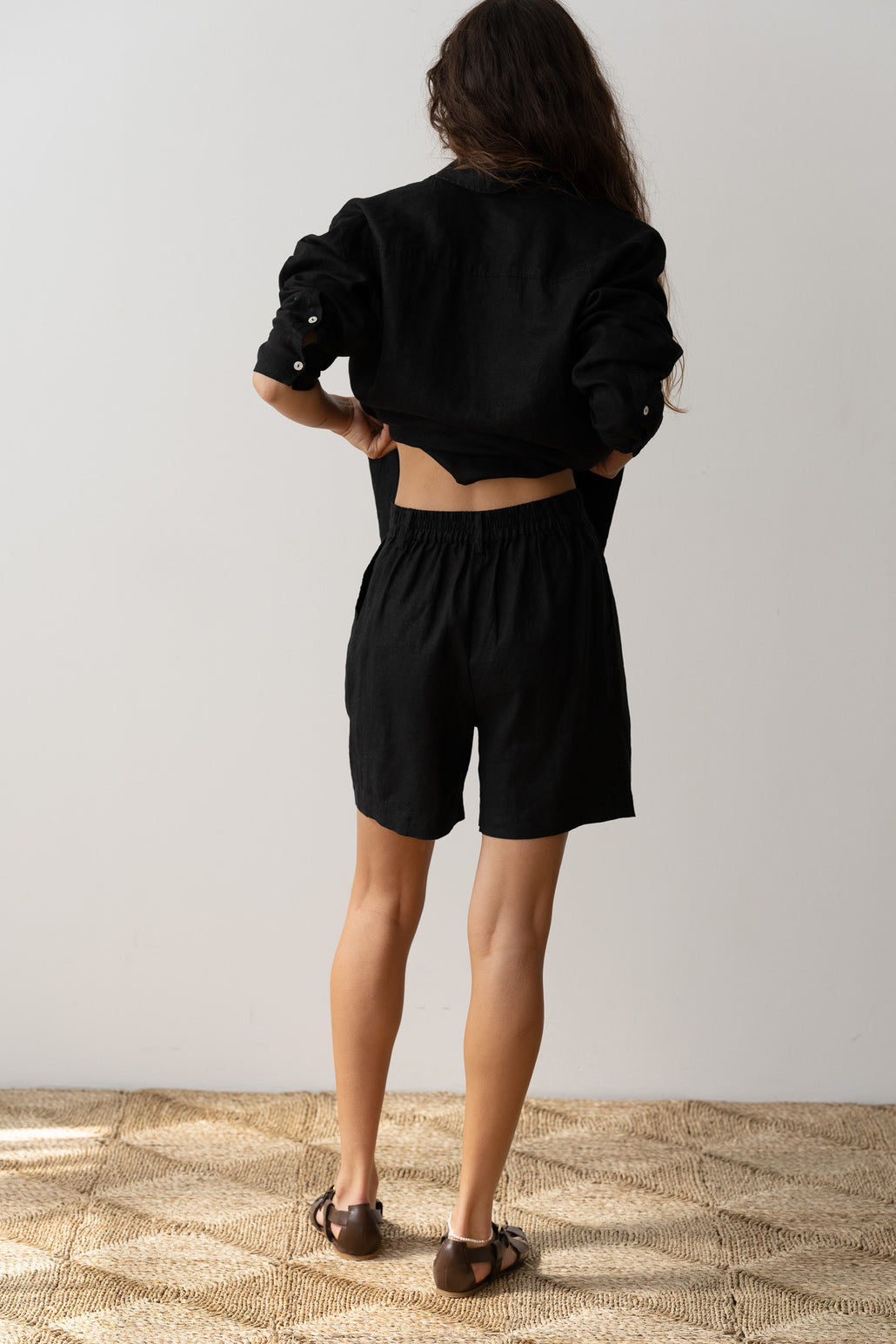 The Linen Pleated Short 3