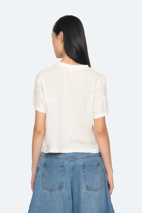 Currant T shirt 4