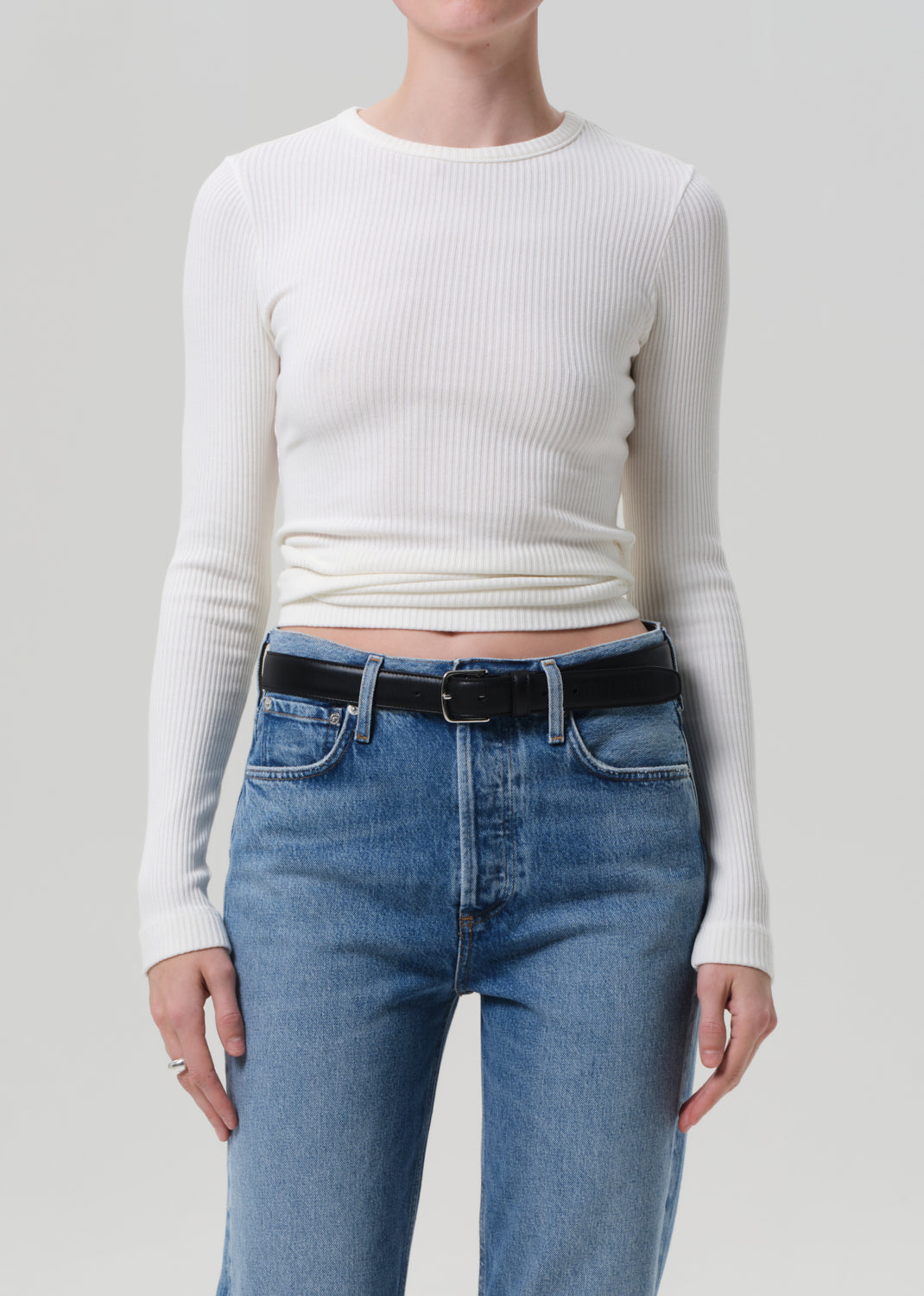 Bina Crewneck 2