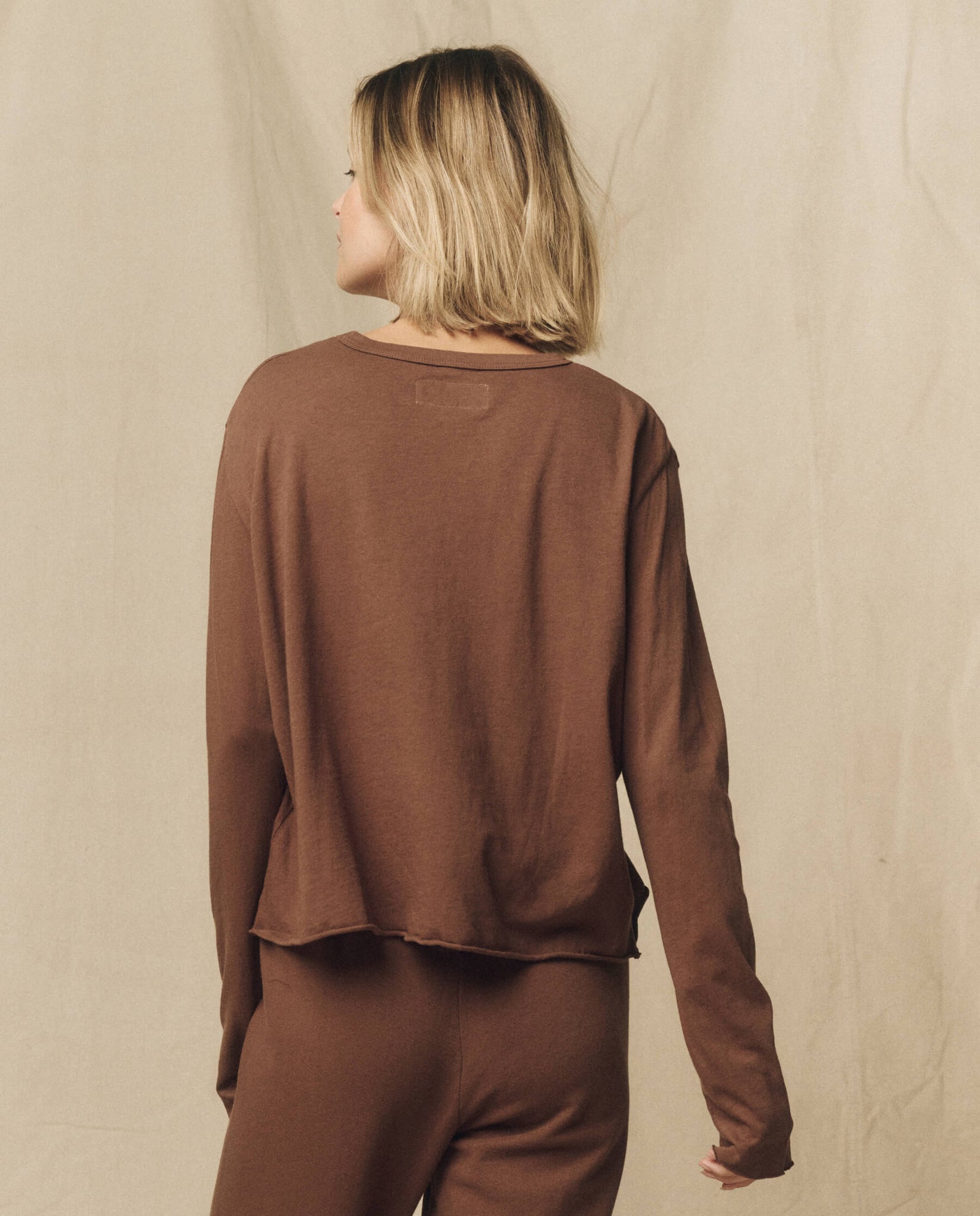 The Long Sleeve Crop Tee 3