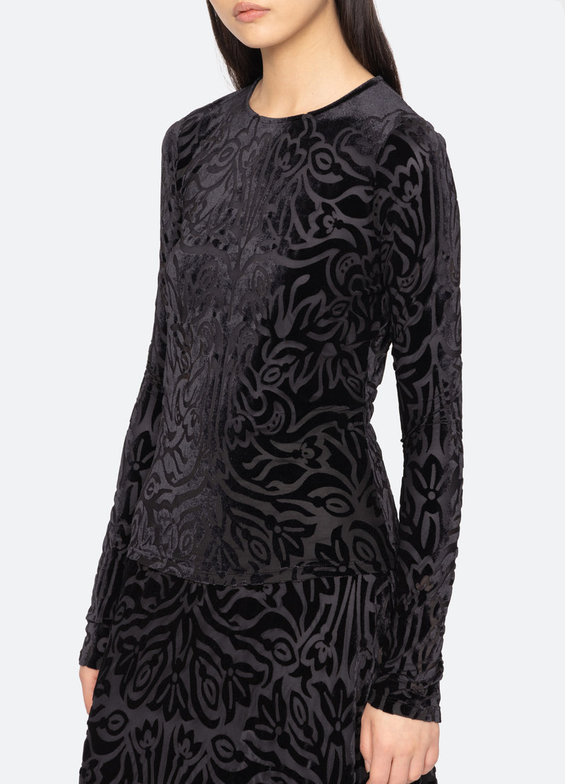 Julie Burnout Velvet L/S Top 4